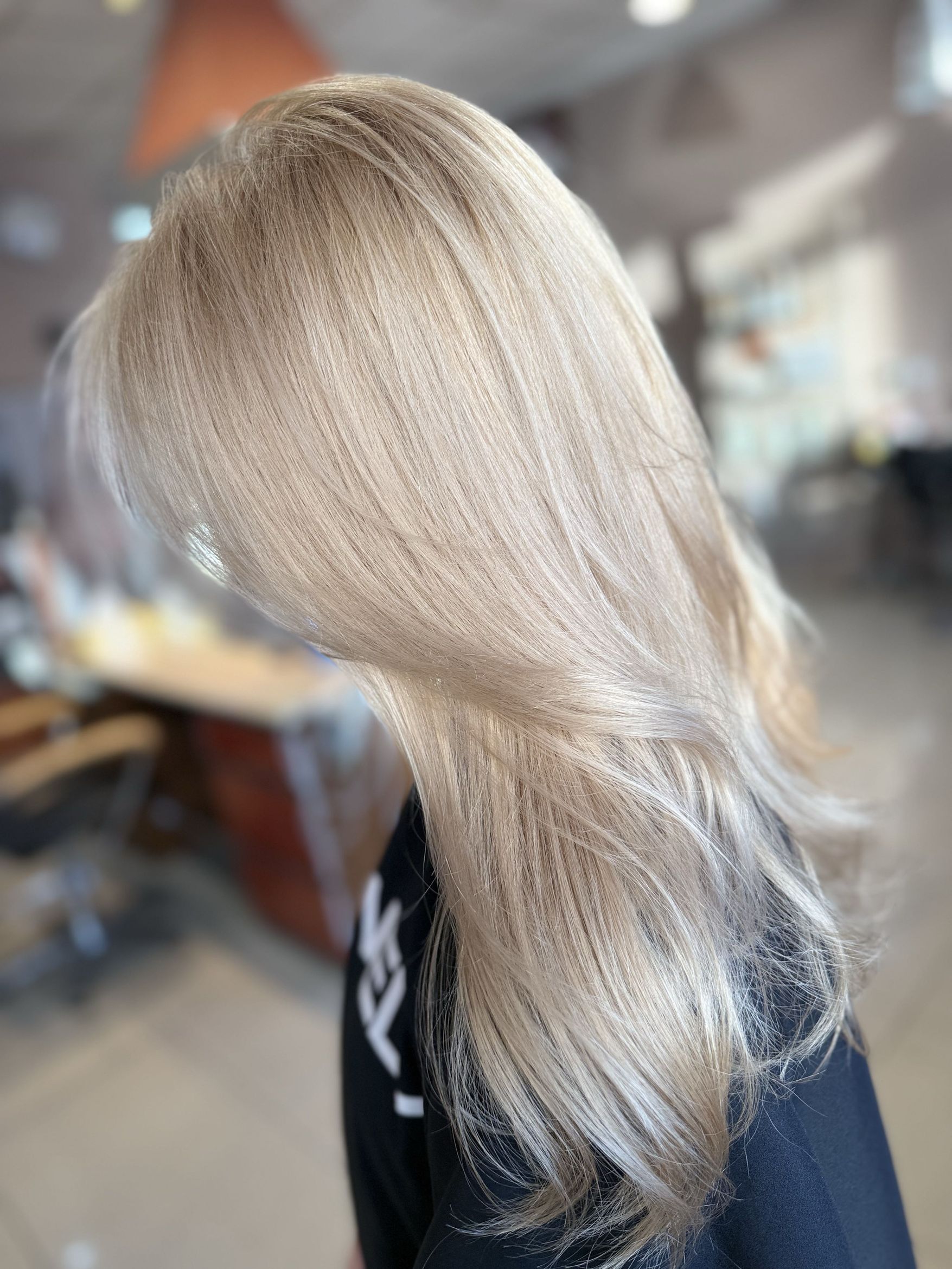 Fryzjer stylista kolorysta